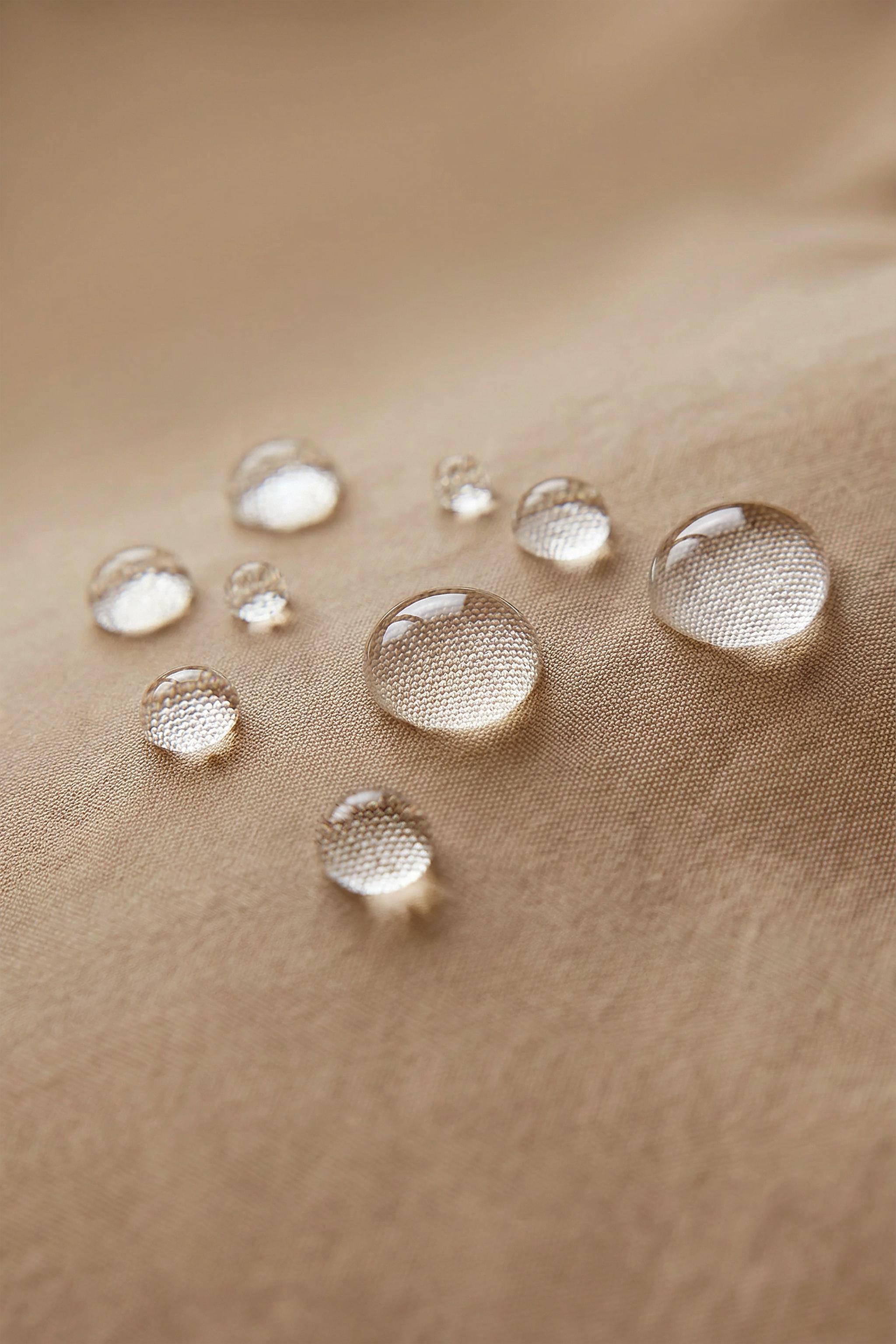 CONTRAST ZIP WATER REPELLENT PARKA